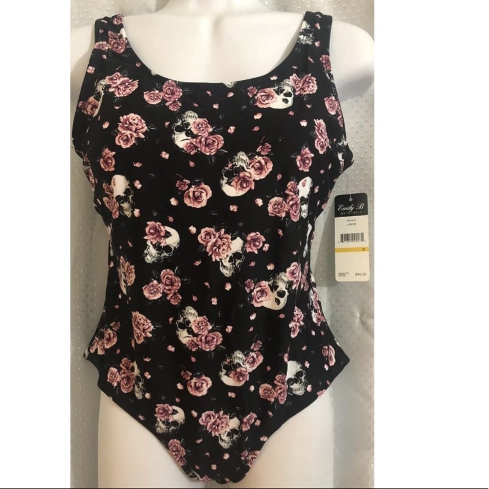 NWT Rock N Roll Roses & Skulls Black Burgundy Pink Bathing Swim Suit Punk Rock S
